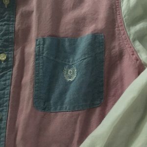 Color blocking at its finest!